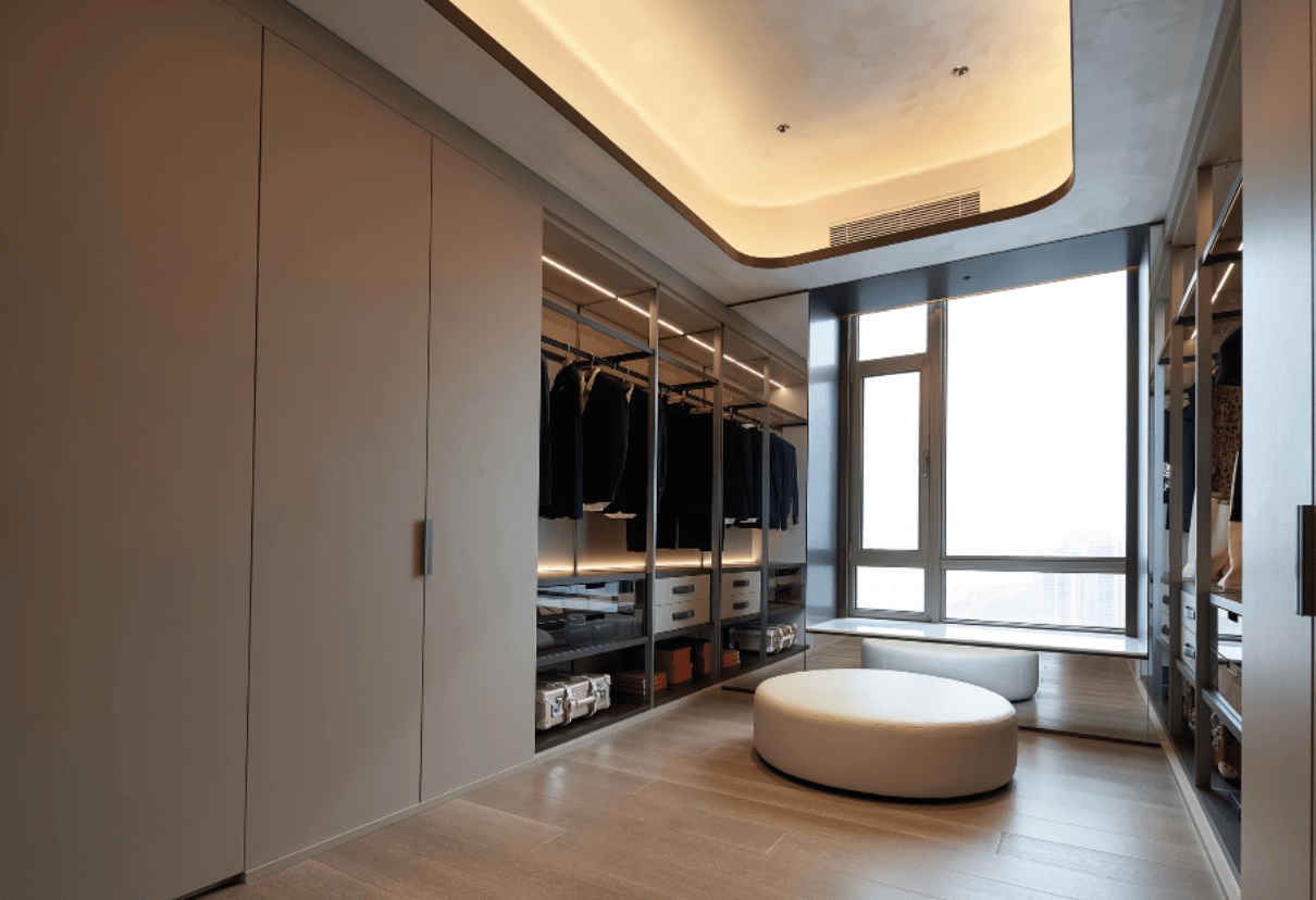 LUXURY BESPOKE FITTED & WALK-IN WARDROBES